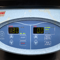 Thermo MaxQ 2000 Shaker image 2
